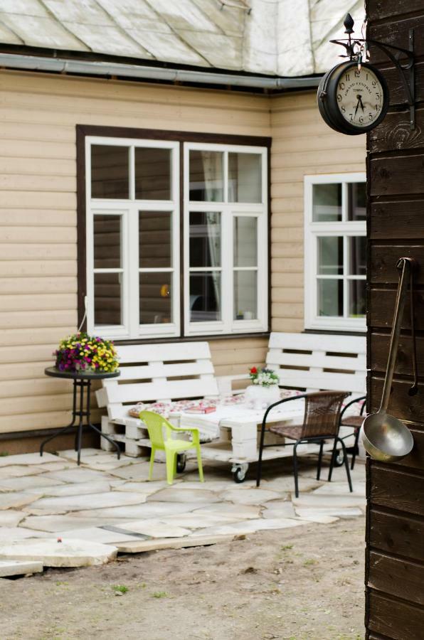 Posti 19 Apartment Haapsalu Exterior photo